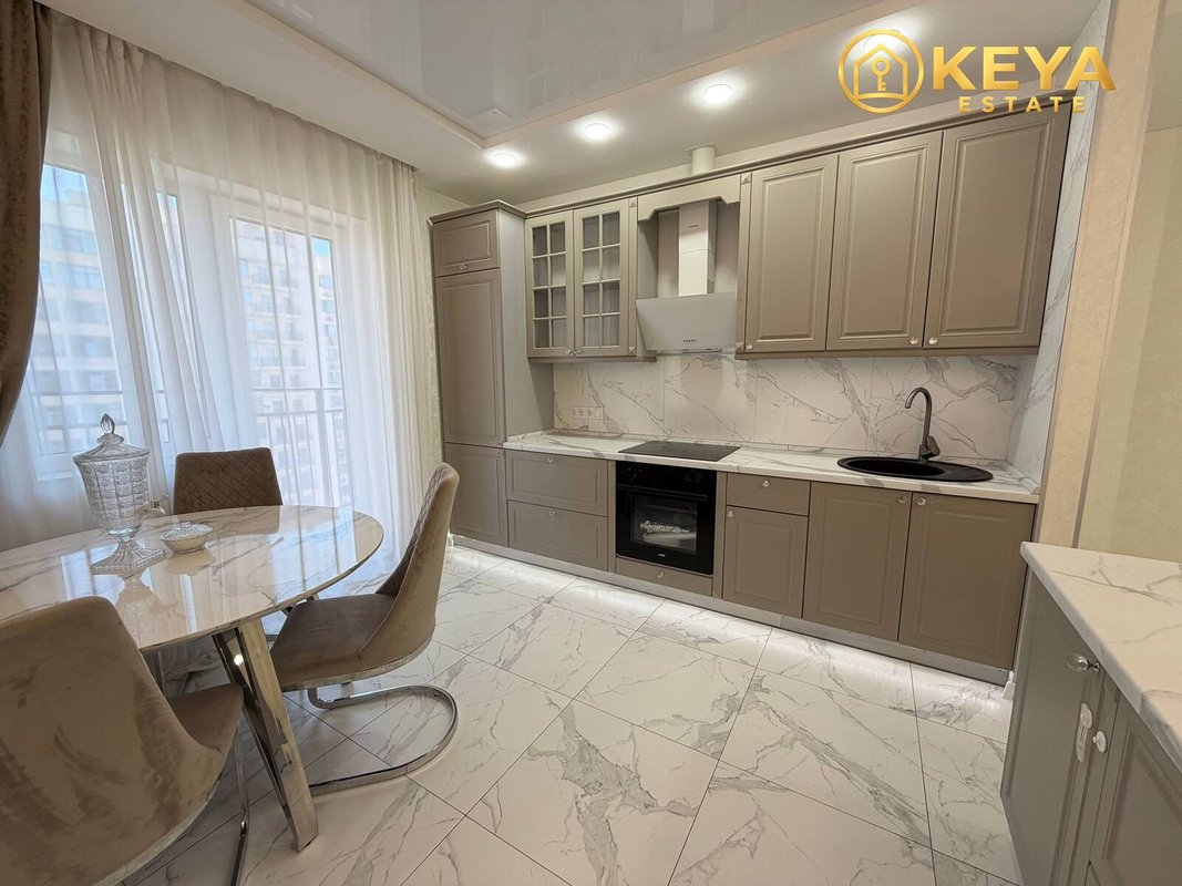 Продам 2 комн. квартиру в 57 Жемчужина ⚡ Кадор Таирова, 65 м, кухня-студия, 2 спальни, лоджия / паркинг / автономия / убежище — фото 1