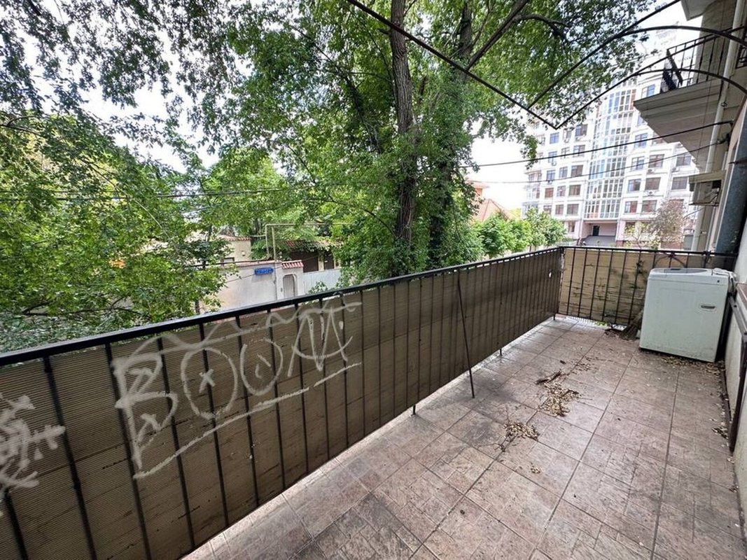 2-комн квартира - Французский бул. / Отрада, р-н ул. Азарова ⚡ Терраса, закрытый двор, место на парковке, кирпичный дом. АОГВ — фото 8