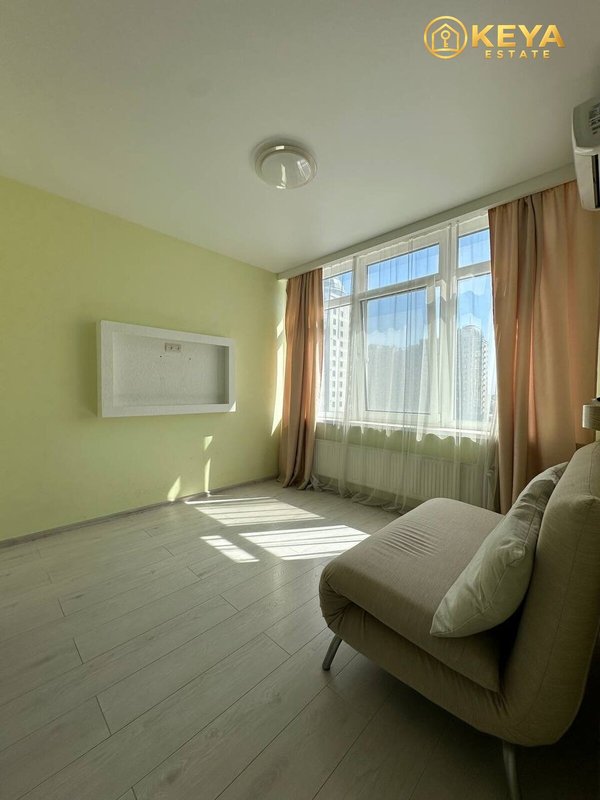 Продаж квартири 1-кімн., 42 м², Київський — фото 2