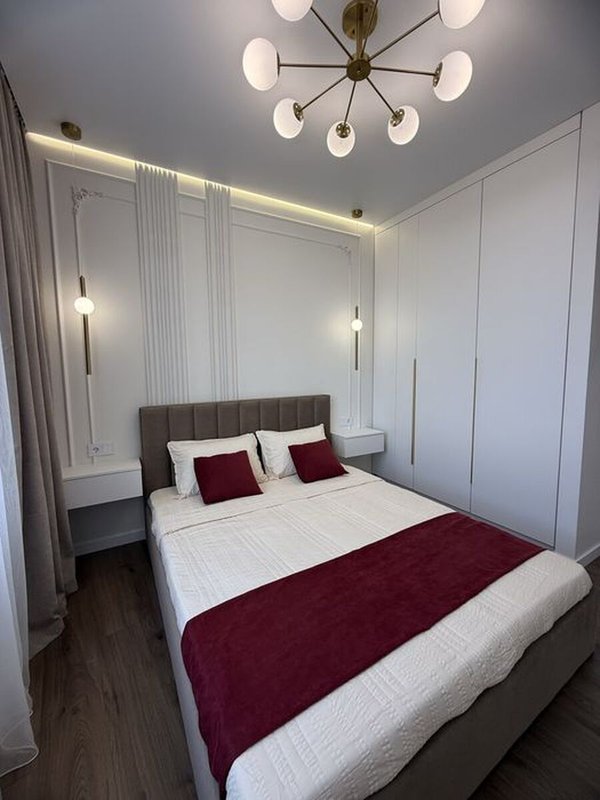 Продаж квартири 1-кімн., 42 м², Приморський — фото 1