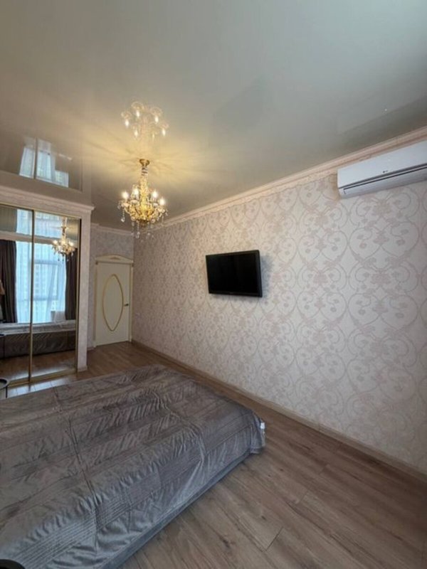 3к квартира Одесса Таирова Kadorr ЖК 5 Жемчужина ремонт 96 м² 8 этаж с ремонтом и мебелью — фото 15