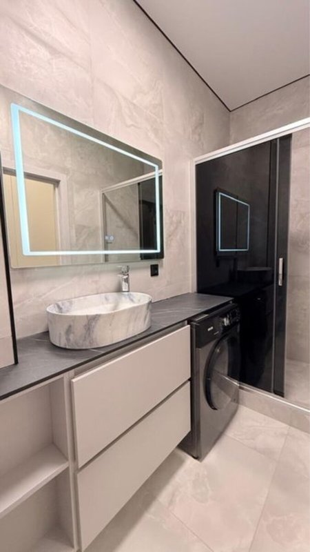 Продаж квартири 1-кімн., 42 м², Приморський — фото 1
