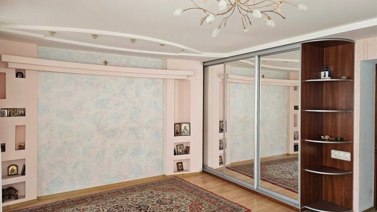 Одесса Косвенная 3к квартира малоквартирный 3к квартира 132 м² с паркоместом — фото 1