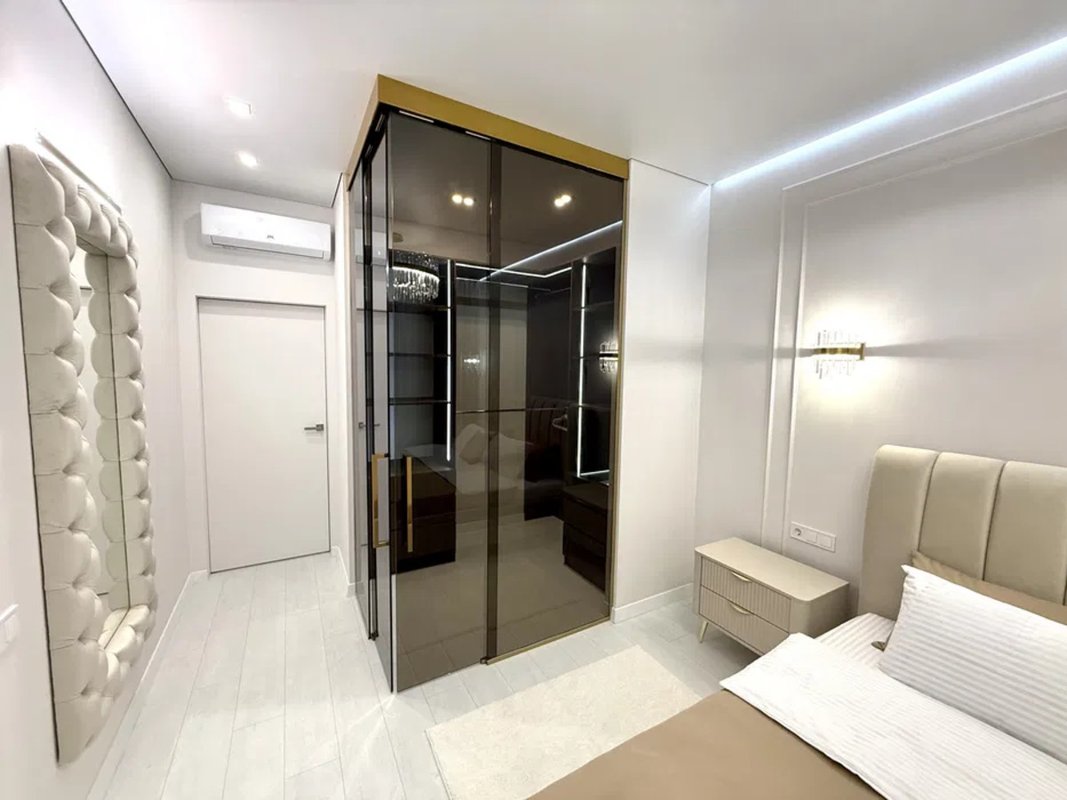 улица Краснова KADORR City, 63 Жемчужина: эксклюзивная 2к квартира 70 м² с видом на ипподром и дизайнерским ремонтом. — фото 14