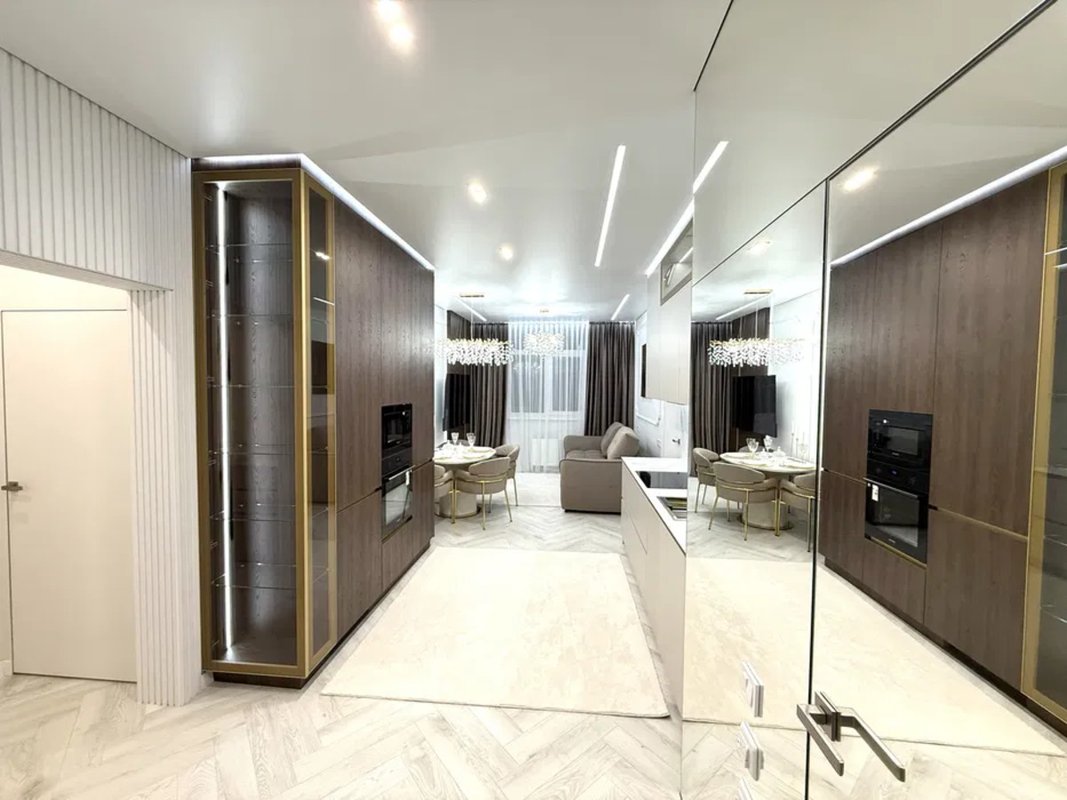 улица Краснова KADORR City, 63 Жемчужина: эксклюзивная 2к квартира 70 м² с видом на ипподром и дизайнерским ремонтом. — фото 4