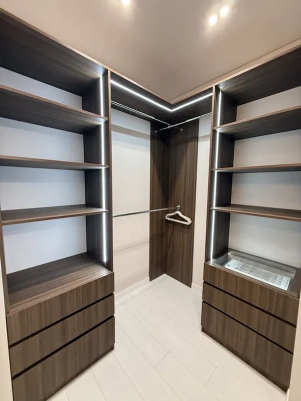 улица Краснова KADORR City, 63 Жемчужина: эксклюзивная 2к квартира 70 м² с видом на ипподром и дизайнерским ремонтом. — фото 15