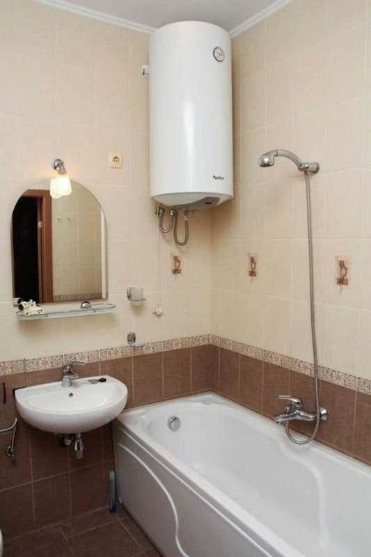 Вузовский район, 1к квартира 45 м², полная комплектация мебелью и техникой, теплый дом, тихая локация. — фото 5
