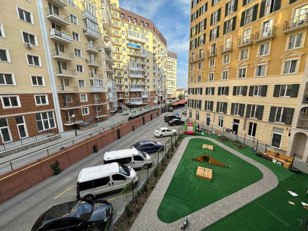 Инглези / ЖК Via Roma / Автономное отопление и панорамное остекление — фото 1