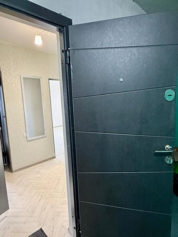 1-комнатная на Бочарова: 43 м², два балкона и полная комплектация — фото 8