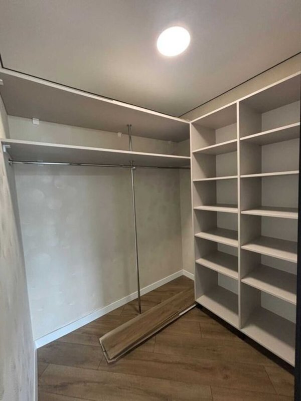 ул. Вильямса / Архитекторская, ЖК «Акварель-8». Новая квартира с авторским ремонтом и гардеробной — фото 11