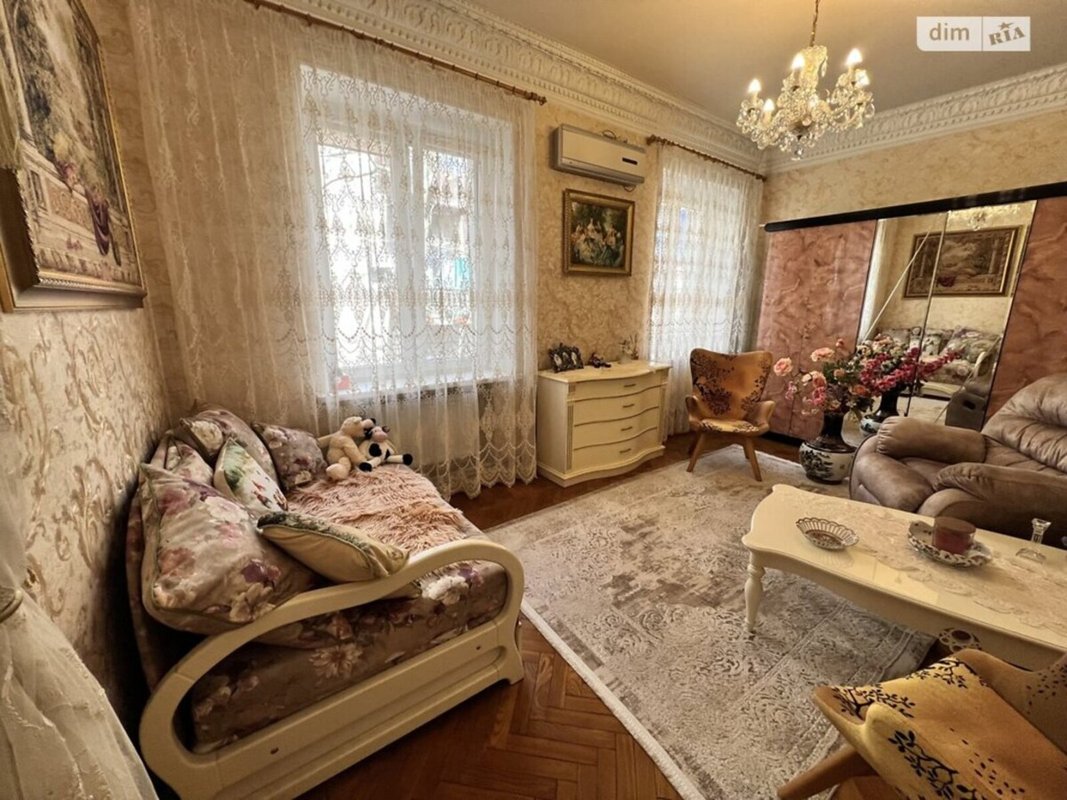 л. Ришельевская | Готовая семейная квартира с гаражом во дворе — фото 1