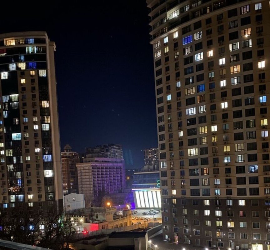 Одесса, Аркадия, ЖК «Эллада», 1-комнатная квартира 42 м2, 6 этаж, новый дизайнерский ремонт, открытый балкон — фото 1
