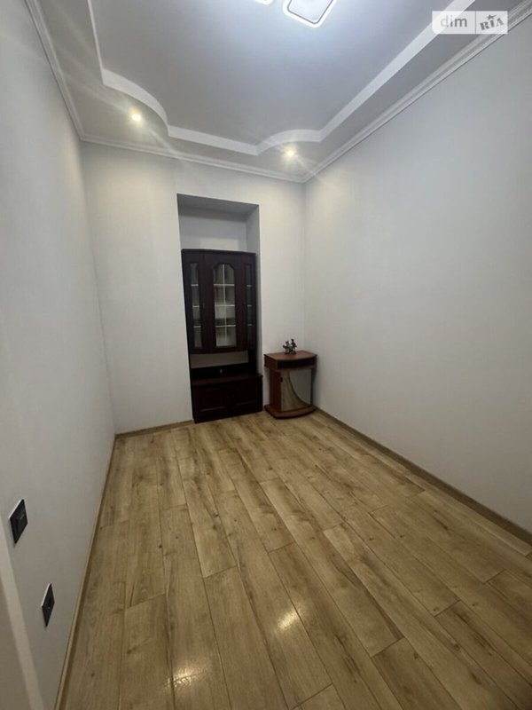 Центр Большая Арнаутская квартира 50 м²: 3 комнаты, 4 этаж, балкон, закрытый двор, оптоволоконный интернет, мебель и техника остаются — фото 4