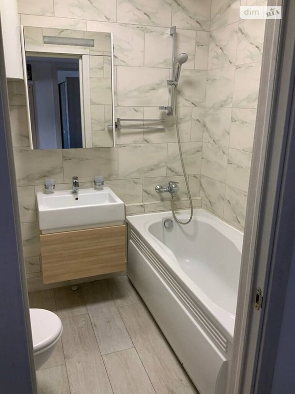 ЖК Звездный городок-2 квартира 45.1 м² у Парка Победы: 8 этаж, отдельная спальня и кухня-гостиная, балкон, светлый современный ремонт, мебель и техника — ликвидный лот у моря. — фото 12