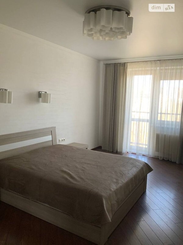 ЖК Звездный городок-2 квартира 45.1 м² у Парка Победы: 8 этаж, отдельная спальня и кухня-гостиная, балкон, светлый современный ремонт, мебель и техника — ликвидный лот у моря. — фото 1
