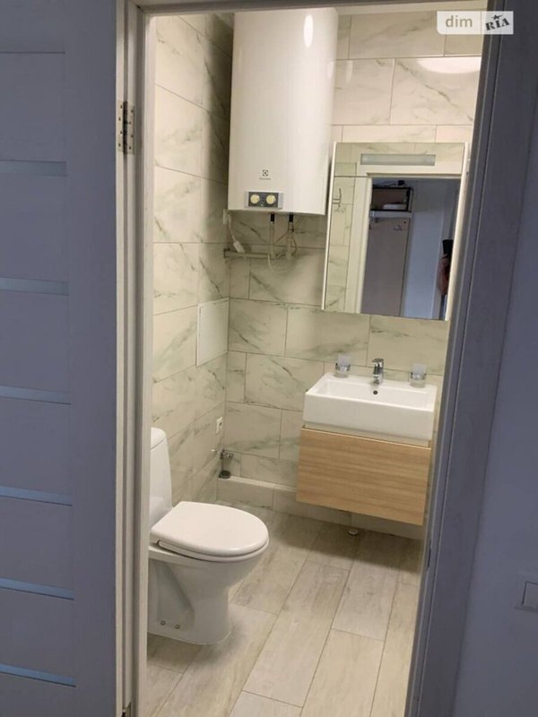 ЖК Звездный городок-2 квартира 45.1 м² у Парка Победы: 8 этаж, отдельная спальня и кухня-гостиная, балкон, светлый современный ремонт, мебель и техника — ликвидный лот у моря. — фото 13