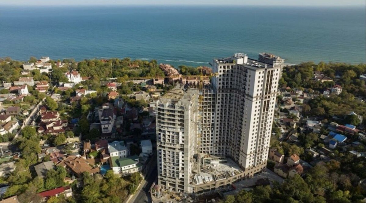 ЖК Посейдон 1-комнатная 59.34 м² у моря: 10 этаж, прямой панорамный вид на море, большой балкон, элит-класс, сдача 2025 года — редкое предложение по переуступке. — фото 1