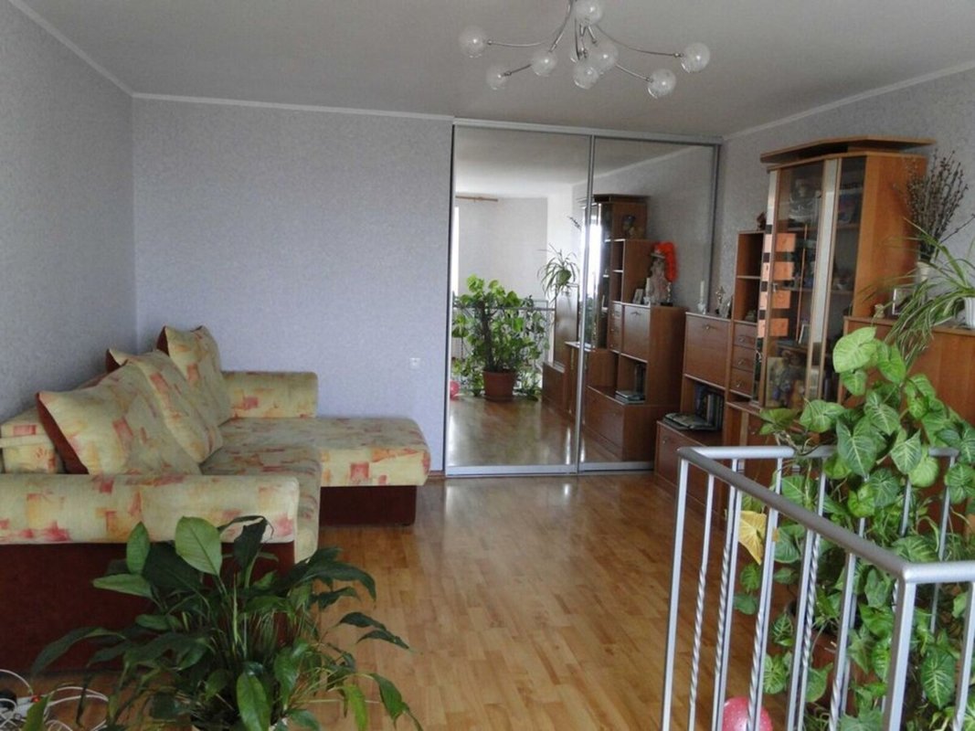 Киевский район ул. Тополина 4-комнатная двухуровневая квартира 115 м²: 10-11 этажи, южная сторона, 2 санузла, кладовая, мебель и техника — быстрый заезд. — фото 9