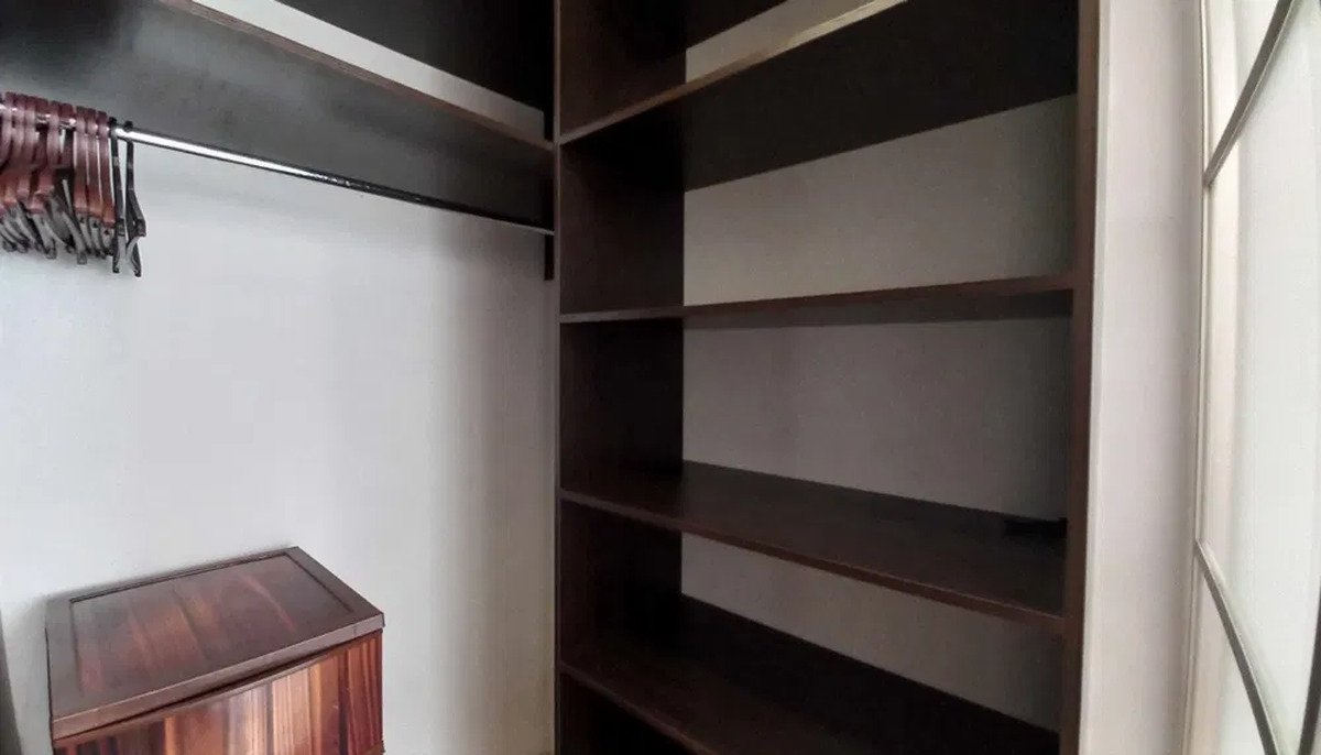 Слободка ул. Сергея Ядова просторная квартира 50 м²: большая кухня, раздельный санузел, гардеробная, фильтрация воды, шторы блэкаут — готова к жизни. — фото 7