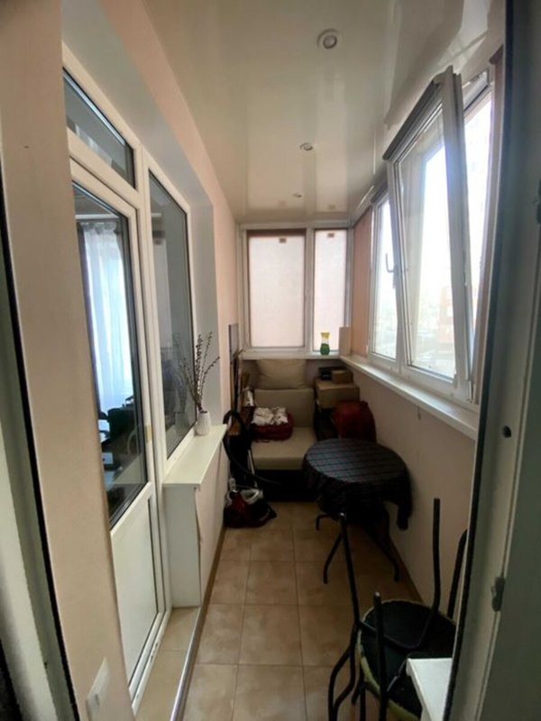 ЖМ Радужный Таирова квартира 38 м² с ремонтом: 2 этаж, большая гардеробная, балкон, полная комплектация мебелью и техникой — готова к заселению. — фото 11