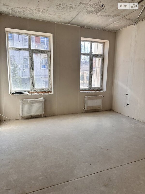 ул. Львовская 1-комнатная квартира 58.2 м² на Львовской — 1 этаж, высокие потолки 3 м и закрытый двор — фото 9