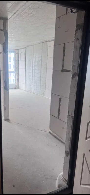 Просторная 1-комнатная квартира 42 м² в ЖК Акварель-8 — панорамный вид на поле — фото 6
