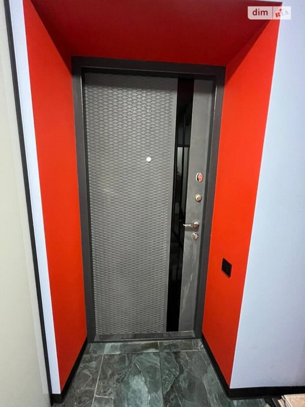 Дизайнерская 2-комнатная квартира 65 м² с потенциалом мансарды 98 м² — фото 3