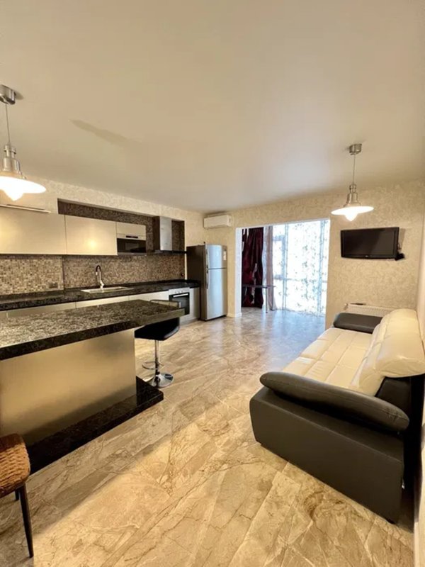 ЖК Таировские Сады просторная евртрешка 72 м² с кухней-гостиной 28 м² — фото 1