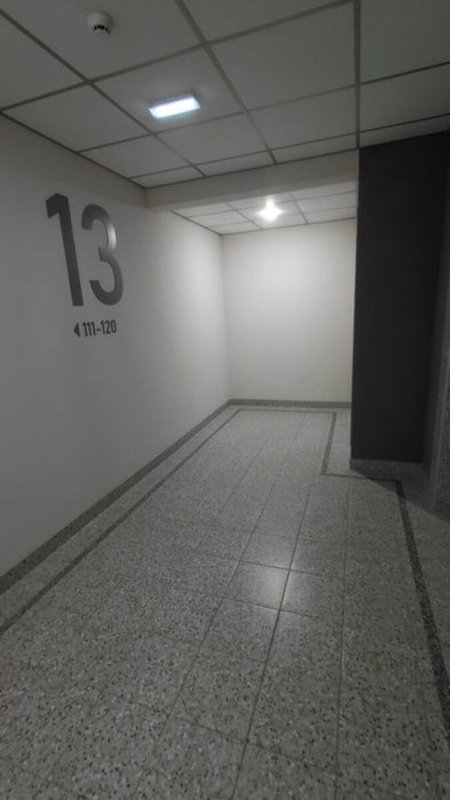 ЖК Скай Сити 3-комнатная кухня-гостиная — фото 7