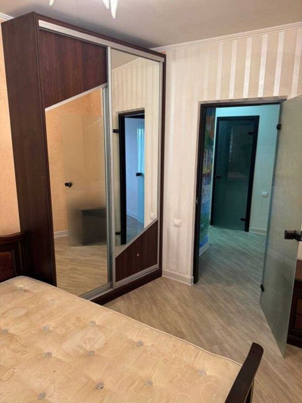 Большой Фонтан 4-комнатная 86 м² двухсторонняя — фото 10