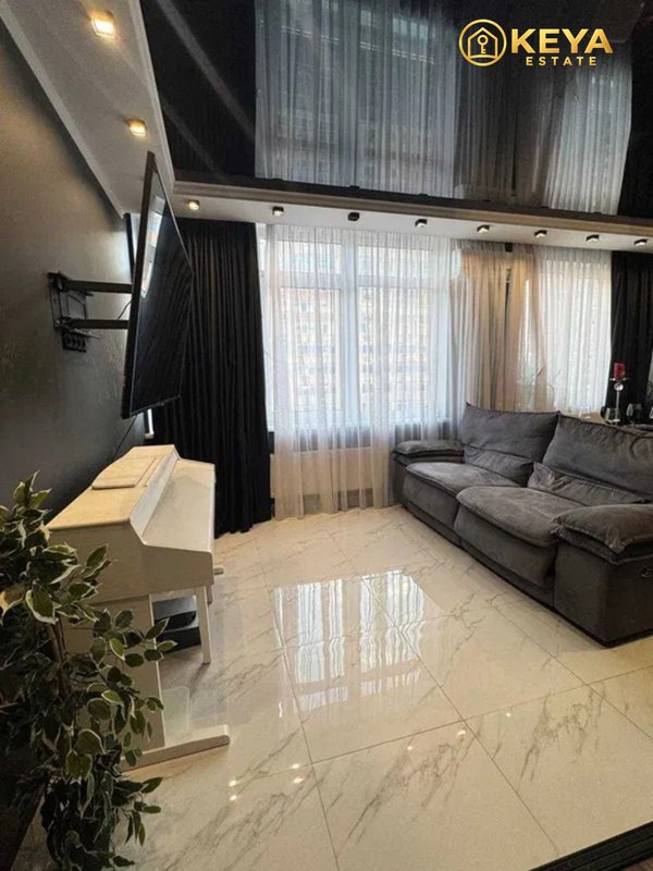 Таирова 46 Жемчужина 1-комнатная 45 м² гардеробная — фото 13