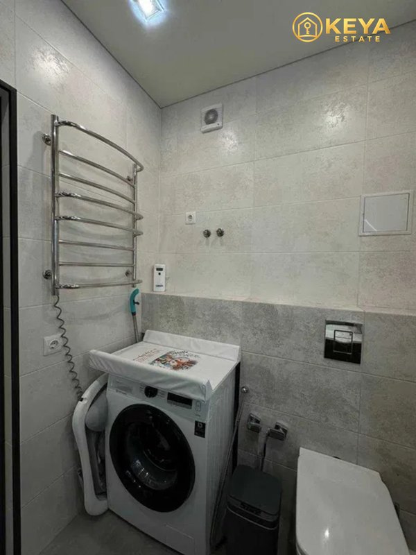 Таирова 46 Жемчужина 1-комнатная 45 м² гардеробная — фото 14