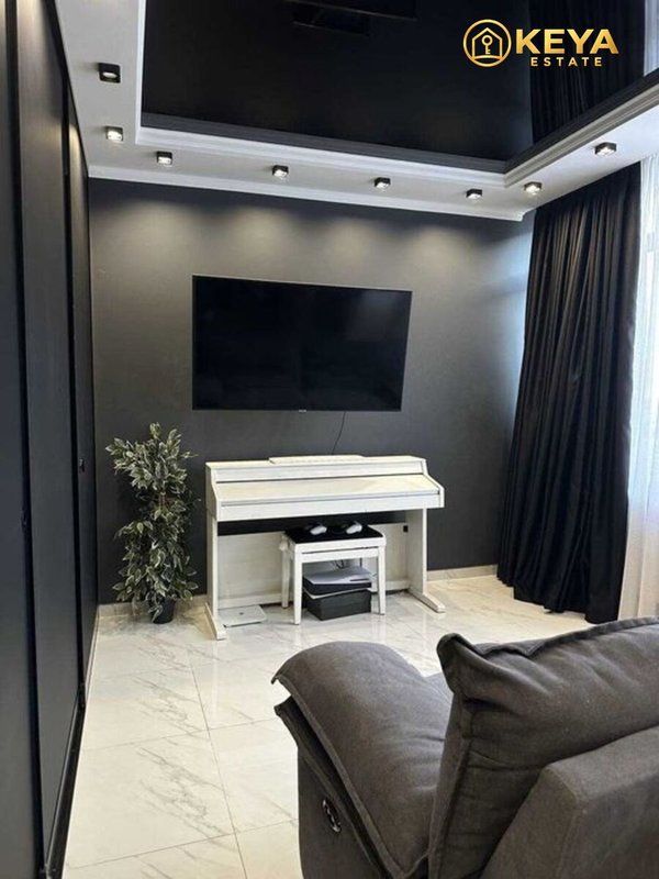 Таирова 46 Жемчужина 1-комнатная 45 м² гардеробная — фото 7