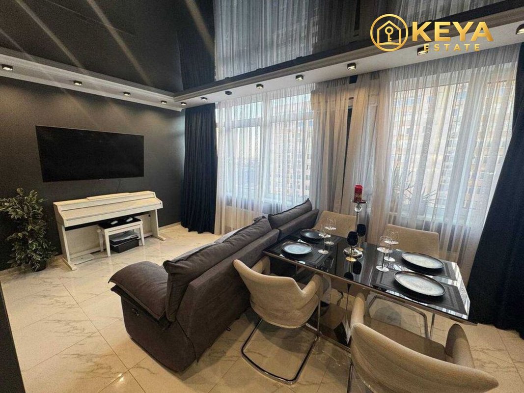 Таирова 46 Жемчужина 1-комнатная 45 м² гардеробная — фото 3