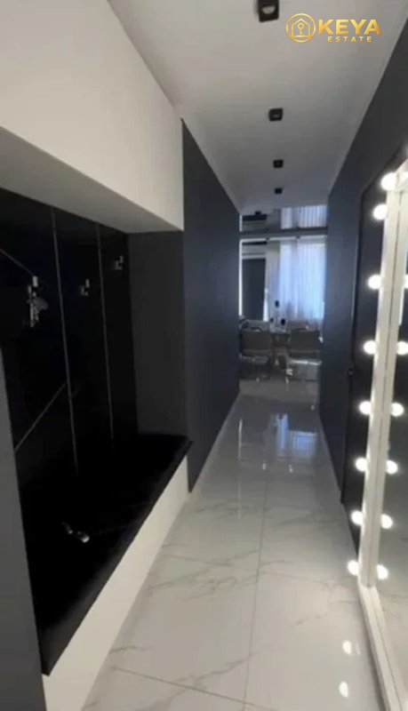 Таирова 46 Жемчужина 1-комнатная 45 м² гардеробная — фото 16