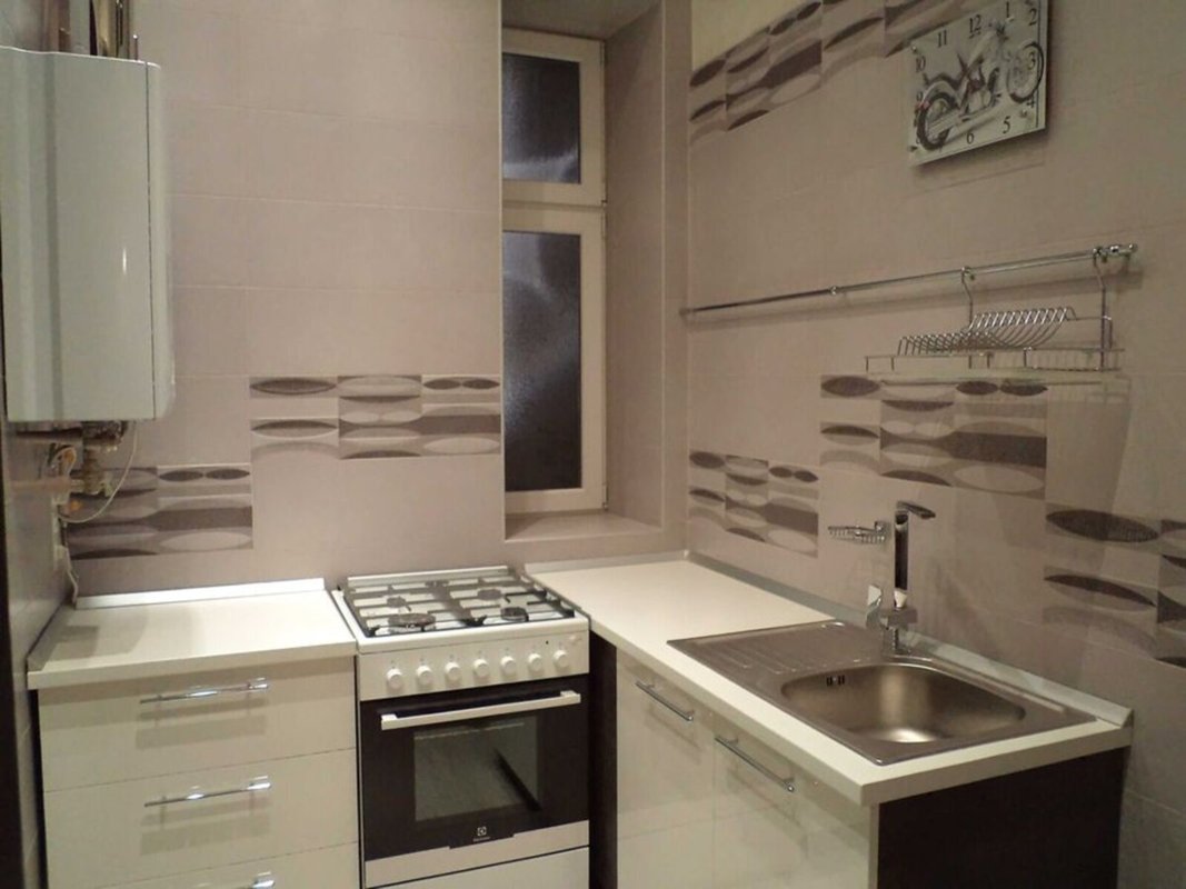 Оперный театр Ришельевская 88 м² потолки 3,5 м 3-комнатная 88 м² капитальный ремонт — фото 8