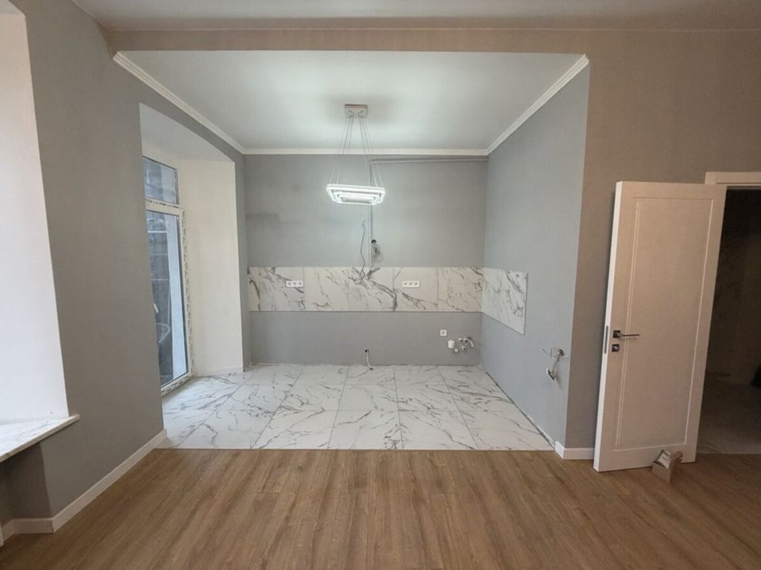 Центр Одессы 94 м² просторная квартира с новым ремонтом — фото 5