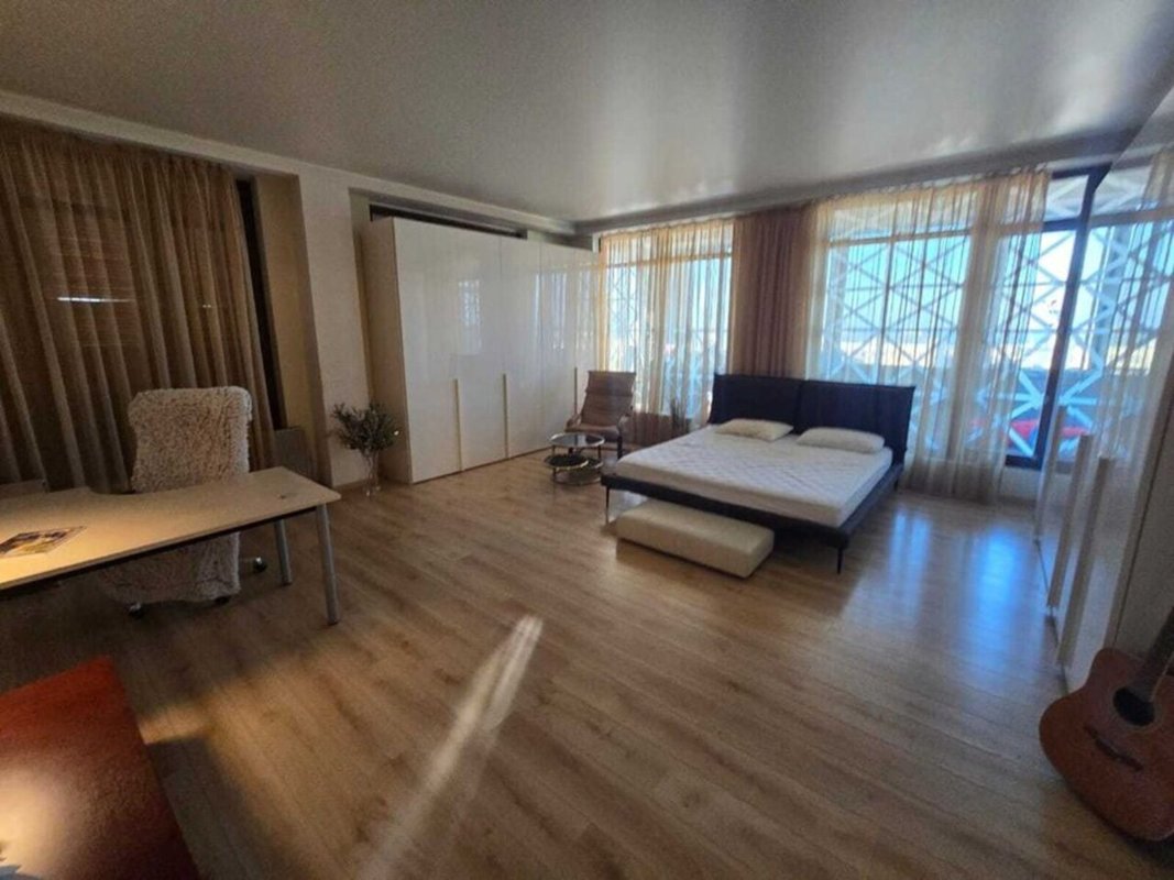 Продаж квартири 3-кімн., 120 м², Приморський — фото 4