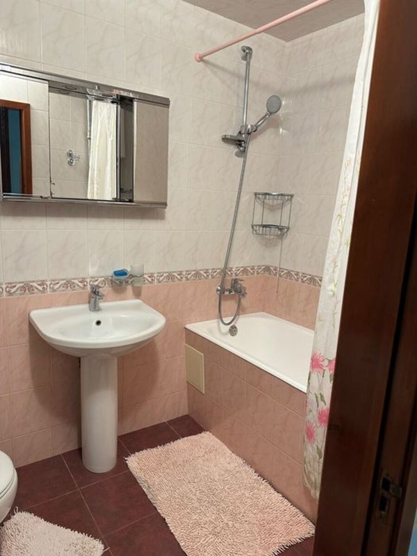 Академика Королёва, 3 комнаты, Кирпичный дом, газ, 77 м², мебель и техника остаются — фото 10