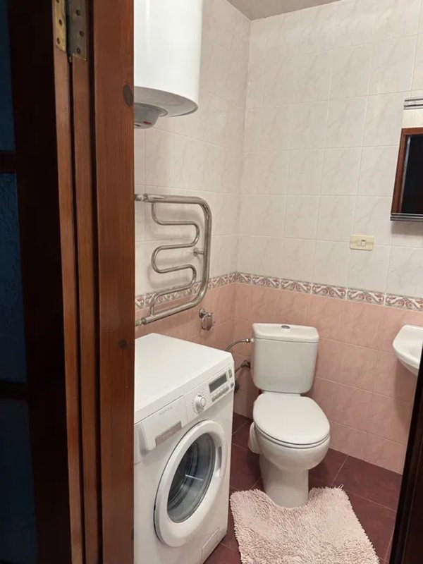 Академика Королёва, 3 комнаты, Кирпичный дом, газ, 77 м², мебель и техника остаются — фото 11