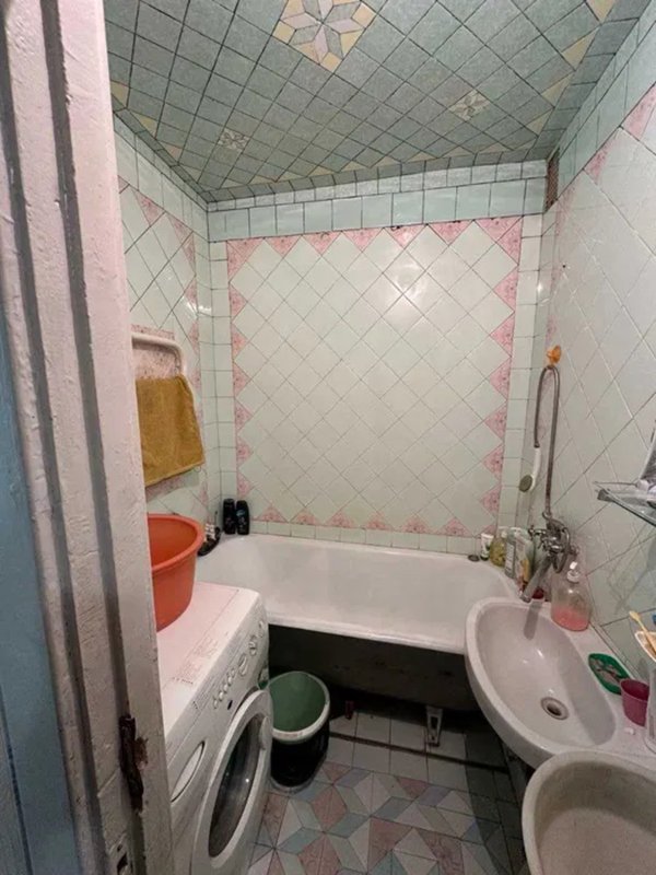7 ст. Б. Фонтана, 100 м², раздельная планировка, 5 этаж, красный кирпич — фото 3
