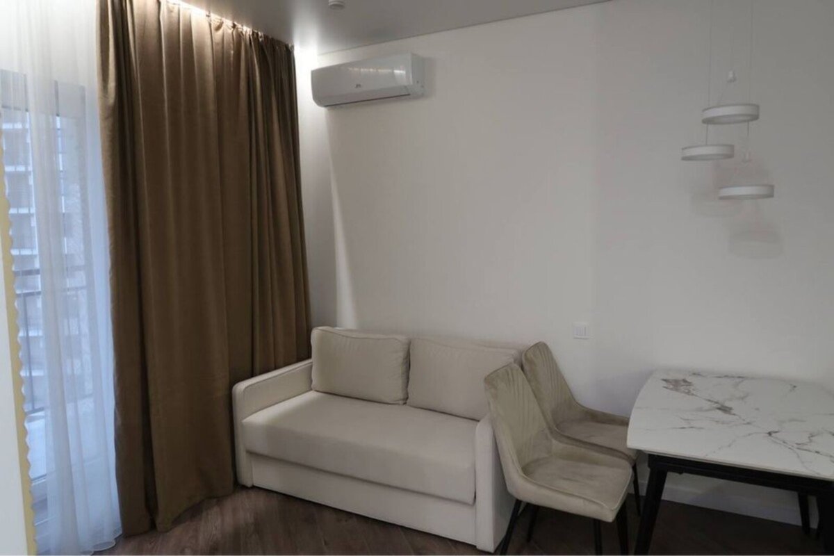 Одесса KКАдор сити на Краснова, Жемчужина 1к 41 м² кухня-студия и спальня — фото 4