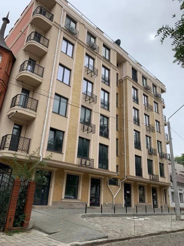 Продаж квартири 2-кімн., 76 м², Приморський — фото 1