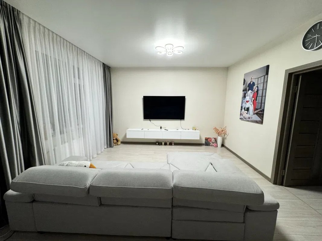 Вильямса, ЖК Таировские Сады — 2 комнаты + кухня-студия, 90 м², сданная секция — фото 8
