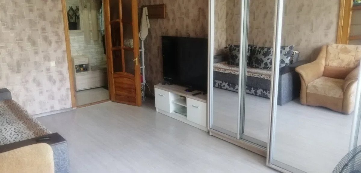 Василия Стуса — 2-к 48 м², 2 этаж, жилое состояние — фото 1