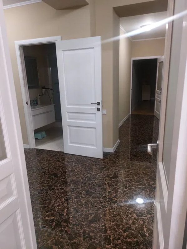Продаж квартири 3-кімн., 104 м², Хаджибейський — фото 2