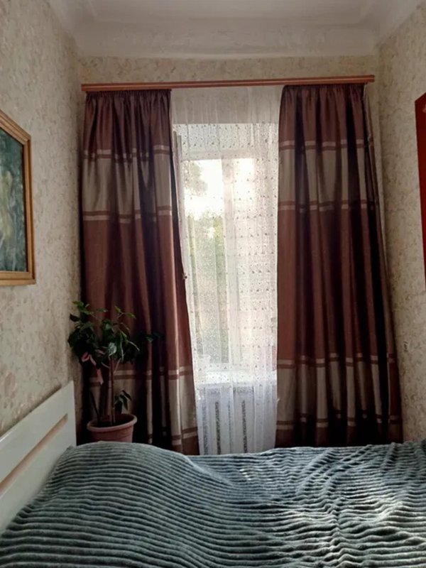Старосенная / Привоз — 2-к с AГВ, фасадные окна — фото 8
