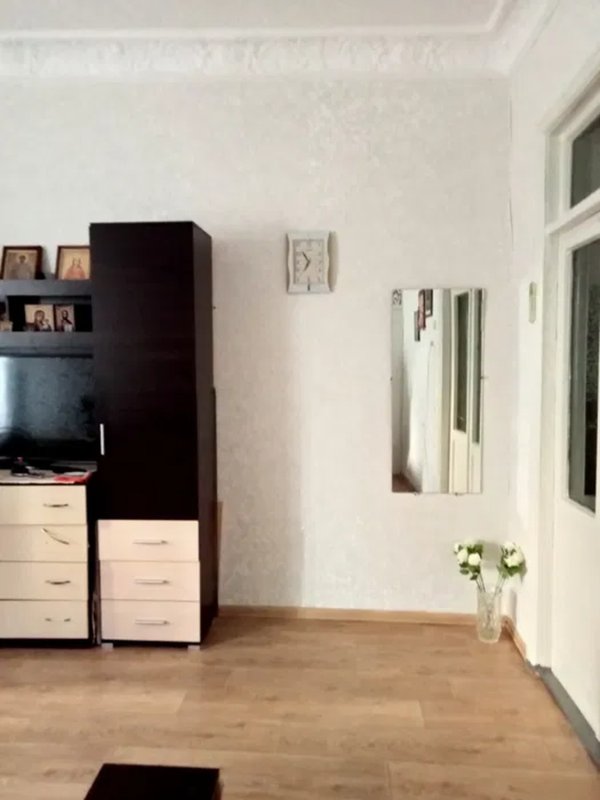 Старосенная / Привоз — 2-к с AГВ, фасадные окна — фото 5
