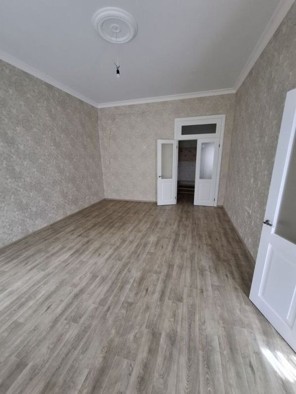 Вознесенский пер. - Старосенная пл-дь — 3к 75,2 м², АГВ, 3/3, классический ремонт — фото 8