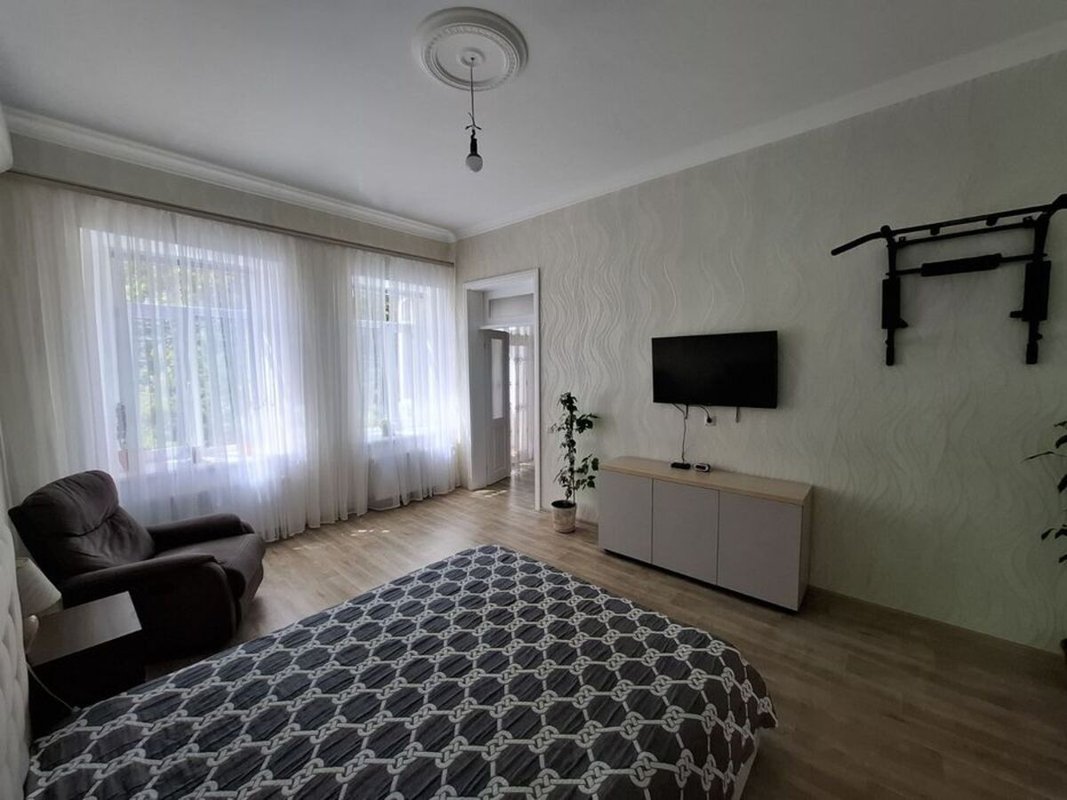 Вознесенский пер. - Старосенная пл-дь — 3к 75,2 м², АГВ, 3/3, классический ремонт — фото 13